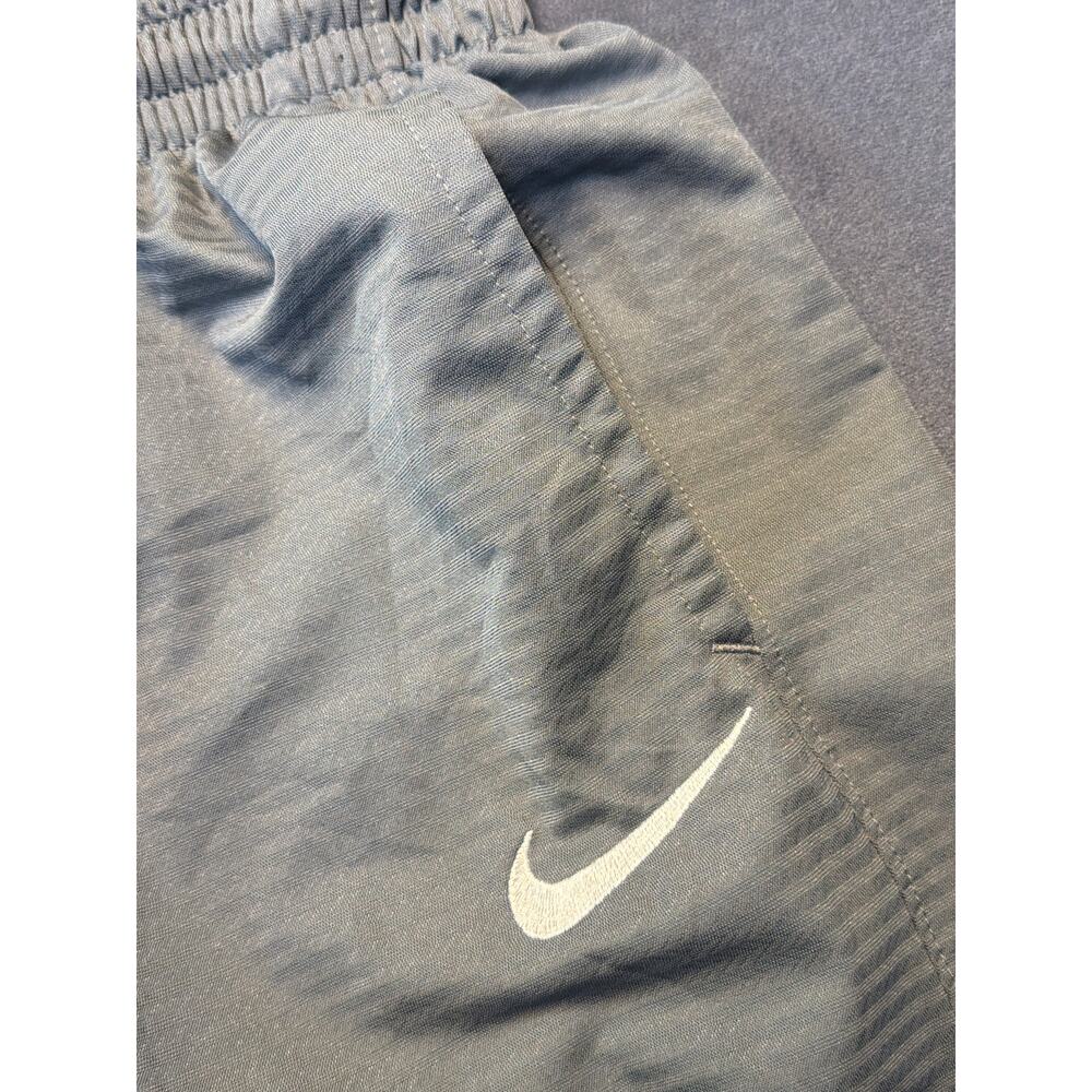 Nike Mens XL Gray Basketball Shorts Loose Fit CD7101-065 Grey Athletic Shorts - Picture 2 of 8